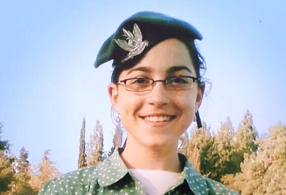 הדס בילדותה // צילום מהאלבום הפרטי